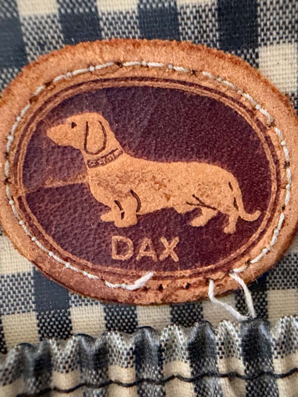 Vintage DAKS London Plaid Gingham Cosmetic Pouch Dachshund Patch